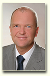 Portrait Prof. Dr.-Ing. Andreas Syska